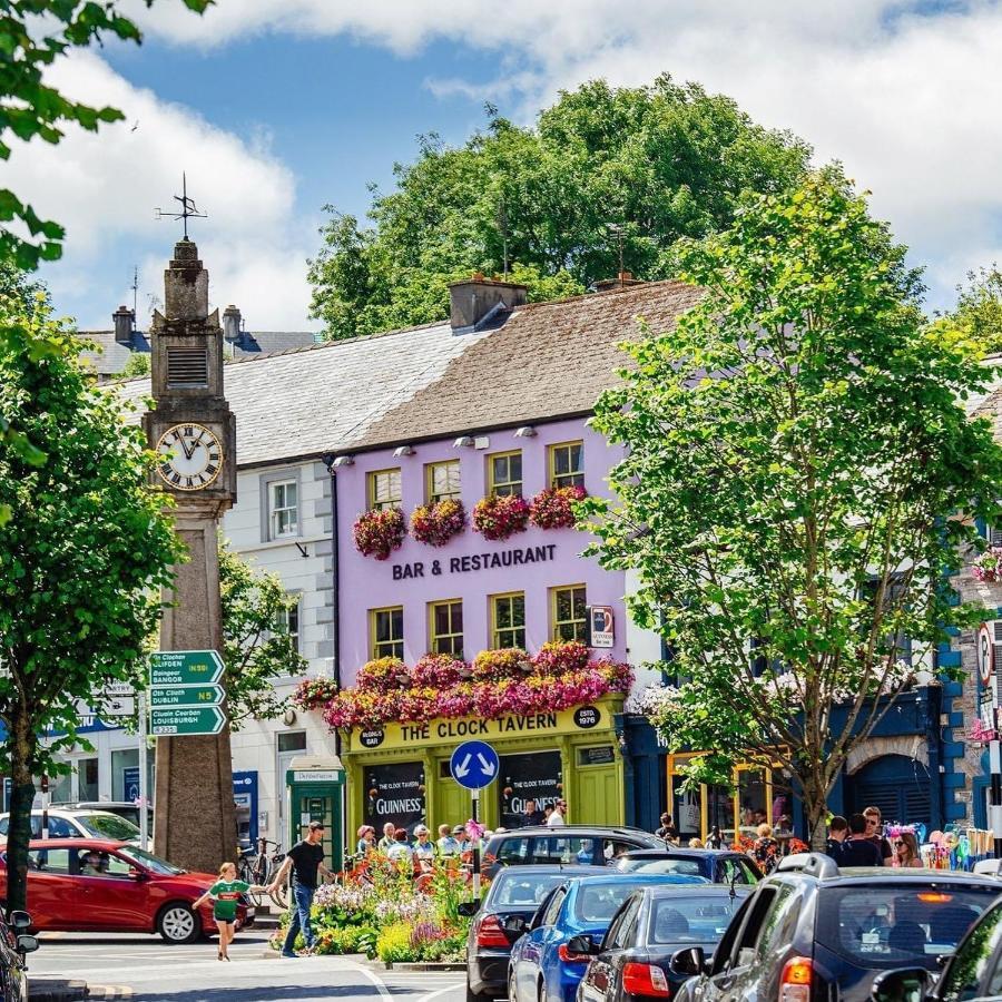 The Waterside Townhouse Holiday home Westport